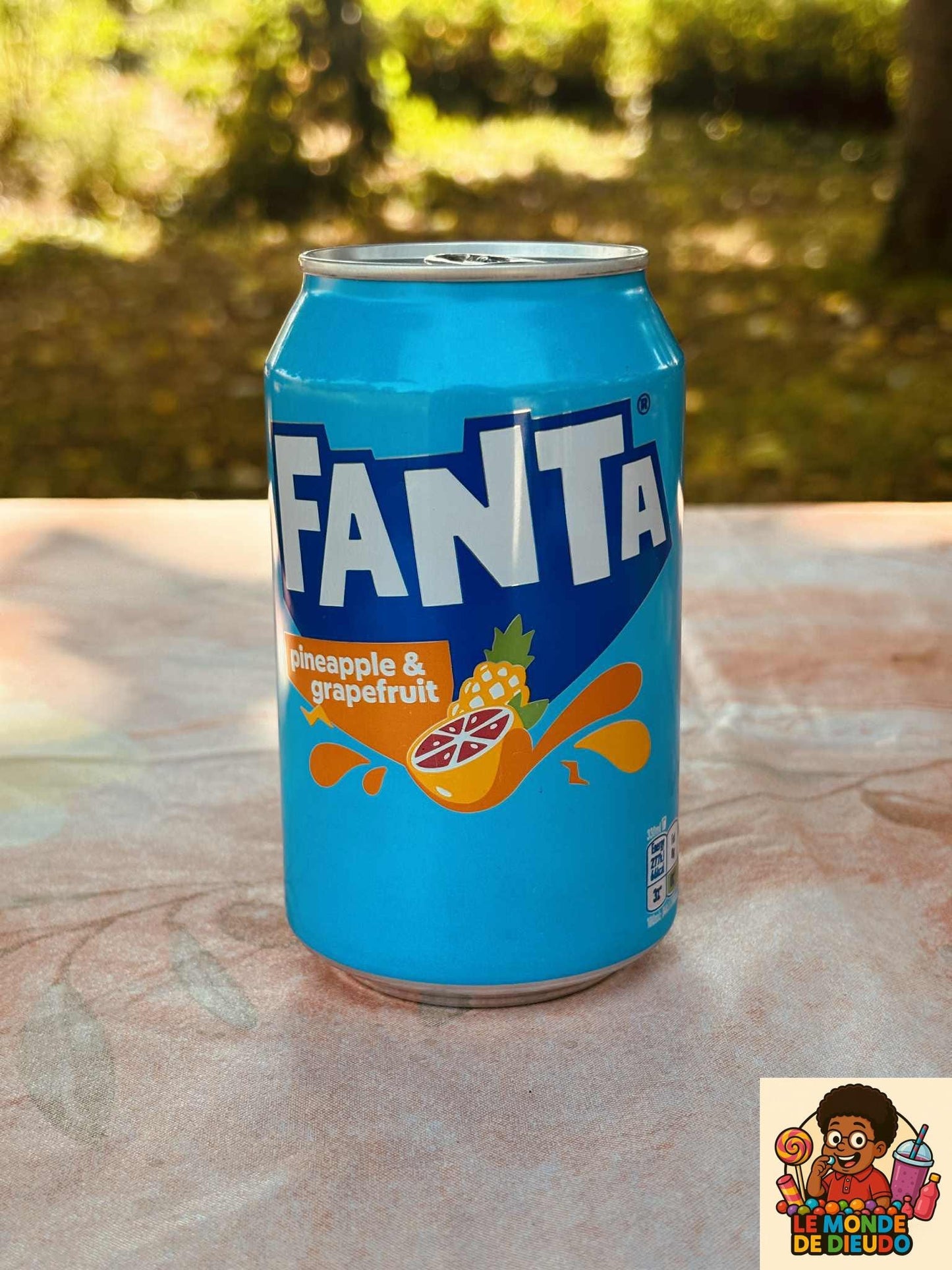 Boisson Gazeuse Fanta Du Royaume-Uni Ananas Et Pamplemousse(Pineapple & Grapefruit) 330ML Neuf